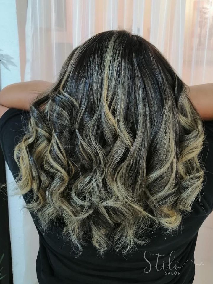 Balayage hecho en Stilo Salón, Roma Norte, CDMX